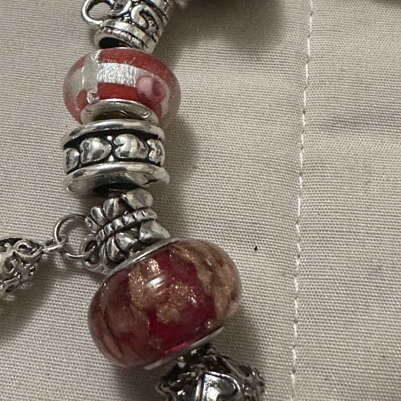 Handmade-NWOT-925 SS plated charm bracelet. Red lamp work beads variety charms - Picture 10 of 12
